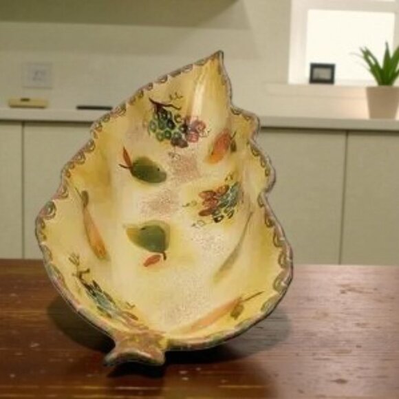 Italy Hand Painted for Neiman Marcus Fruit Centerpiece Bowl - Picture 2 of 14